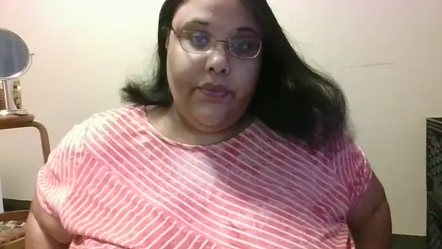 Snapshot of SexyBBW10790 chatting on 10/25/25, 11:10 SexyBBW10790 online show from 10/25/25, 11:10