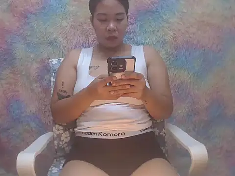 Snapshot of wild_rose69 chatting on 06/29/26, 11:49 wild rose69 online show from 06/29/26, 11:49