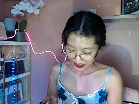 skinny gracie online show from 10/29/25, 05:42