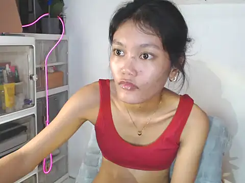 Snapshot of skinny_gracie chatting on 06/22/26, 03:25 skinny gracie online show from 06/22/26, 03:25
