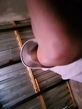 Snapshot of CrepedTrek chatting on 11/29/25, 11:35 CrepedTrek online show from 11/29/25, 11:35