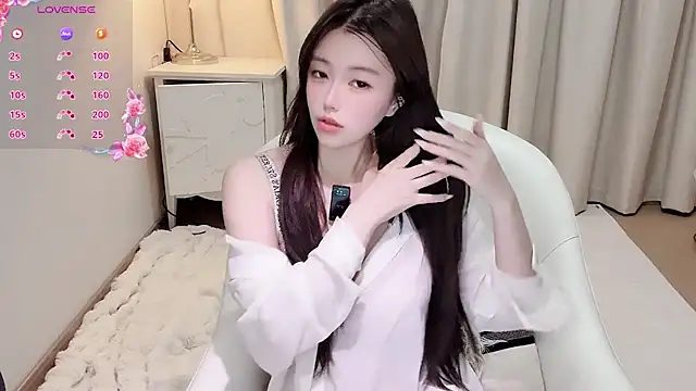 u-haha online show from 06/25/26, 02:54