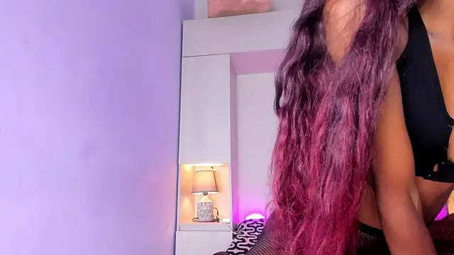 JoyceBlake online show from 12/04/25, 07:44