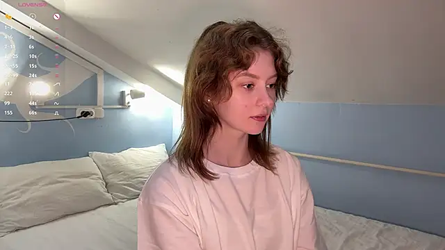 Snapshot of IrisPurrphy chatting on 09/20/25, 03:13 IrisPurrphy online show from 09/20/25, 03:13