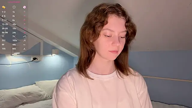 Snapshot of IrisPurrphy chatting on 09/21/25, 03:24 IrisPurrphy online show from 09/21/25, 03:24