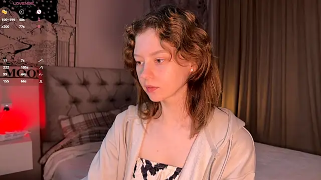 Snapshot of IrisPurrphy chatting on 10/04/25, 02:48 IrisPurrphy online show from 10/04/25, 02:48