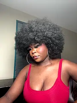 Snapshot of WomanNextdoor1 chatting on 11/16/25, 02:06 WomanNextdoor1 online show from 11/16/25, 02:06