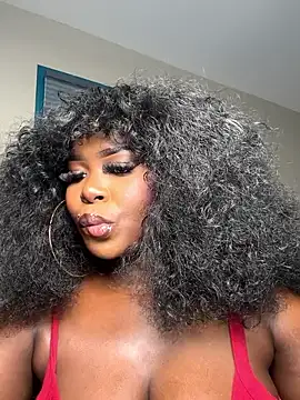 Snapshot of WomanNextdoor1 chatting on 11/30/25, 01:59 WomanNextdoor1 online show from 11/30/25, 01:59