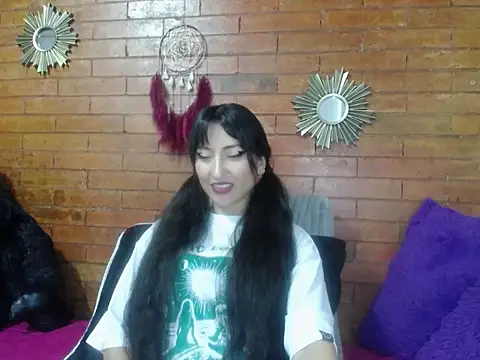 a miss online show from 10/21/25, 10:32