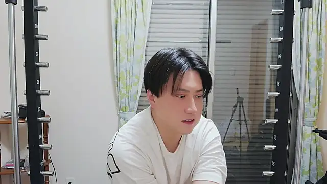 oyu kun online show from 02/16/26, 12:56