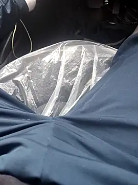 Snapshot of Ravi8879 chatting on 11/25/25, 06:02 Ravi8879 online show from 11/25/25, 06:02