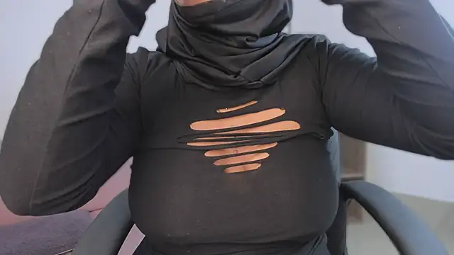 yasmin elite online show from 11/19/25, 09:42