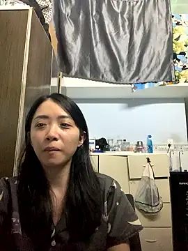 Snapshot of Minee1202 chatting on 01/14/26, 01:00 Minee1202 online show from 01/14/26, 01:00