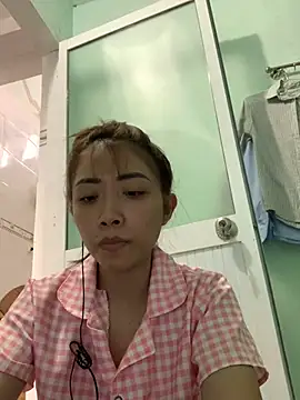 Snapshot of Minee1202 chatting on 02/22/26, 02:56 Minee1202 online show from 02/22/26, 02:56