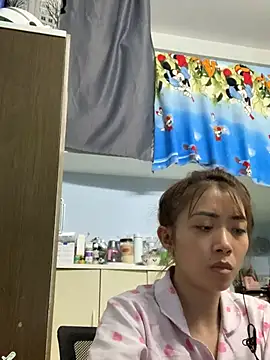 Snapshot of Minee1202 chatting on 03/01/26, 04:25 Minee1202 online show from 03/01/26, 04:25