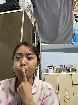 Snapshot of Minee1202 chatting on 04/02/26, 02:31 Minee1202 online show from 04/02/26, 02:31