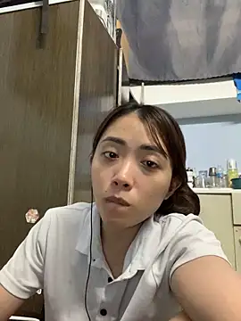 Snapshot of Minee1202 chatting on 04/09/26, 06:19 Minee1202 online show from 04/09/26, 06:19