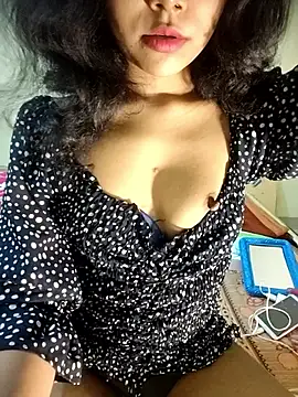 Snaya-baby online show from 10/14/25, 03:57