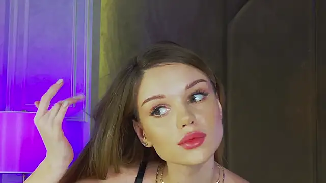 MarilynNova online show from 10/11/25, 04:33