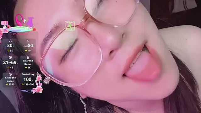 Liqinqin online show from 09/09/25, 04:28