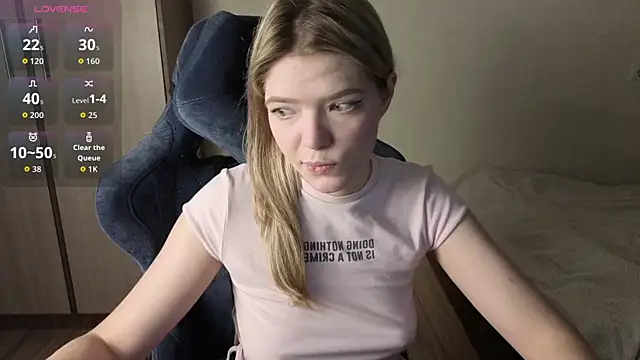 Snapshot of KatanaSVibe chatting on 11/26/25, 11:44 KatanaSVibe online show from 11/26/25, 11:44