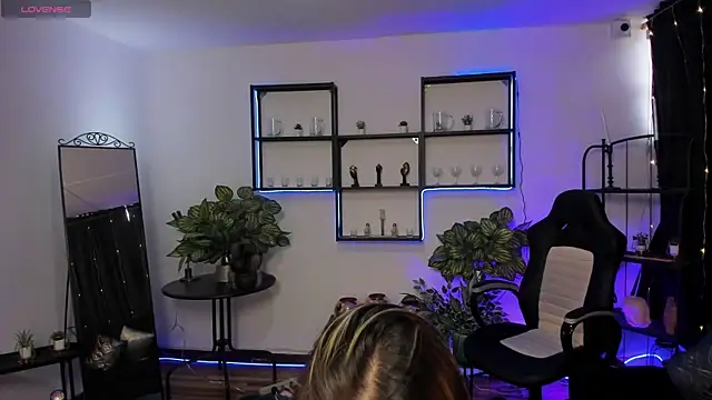 sweet daniiela online show from 10/14/25, 07:58