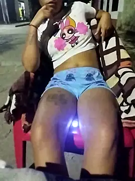 Snapshot of jeltsin3-25 chatting on 10/14/25, 12:44 jeltsin3-25 online show from 10/14/25, 12:44