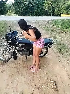 Snapshot of jeltsin3-25 chatting on 11/11/25, 09:37 jeltsin3-25 online show from 11/11/25, 09:37