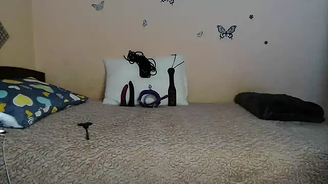 Danna-Sofia online show from 09/23/25, 04:59