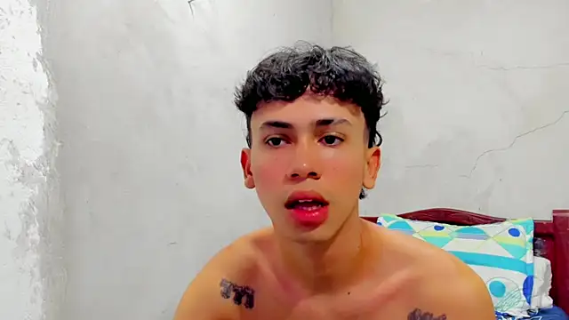 Snapshot of Damien_444 chatting on 09/17/25, 09:55 Damien 444 online show from 09/17/25, 09:55