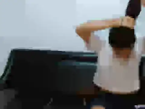 Snapshot of Arieeel_09 chatting on 10/29/25, 11:28 Arieeel 09 online show from 10/29/25, 11:28