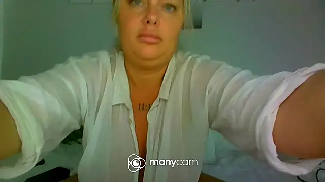 Snapshot of MARRIED-MAN-FETISH chatting on 10/02/25, 02:29 MARRIED-MAN-FETISH online show from 10/02/25, 02:29