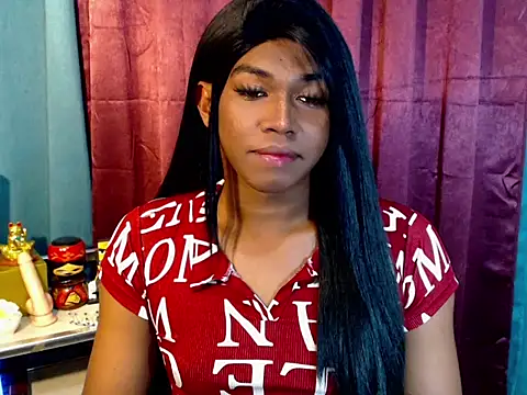 Snapshot of Milagrosa_xx chatting on 06/10/26, 11:35 Milagrosa xx online show from 06/10/26, 11:35