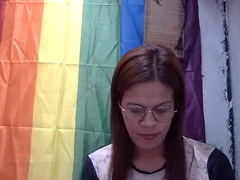juicycum069 online show from 05/03/26, 08:04