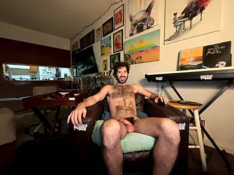 Pupscritch online show from 10/28/25, 03:54