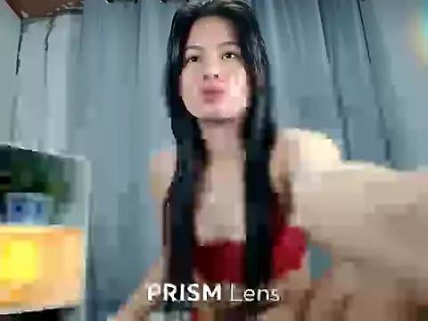 Urasian ladybug online show from 10/12/25, 03:55