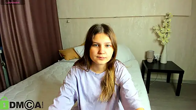 Elle Ellise online show from 09/30/25, 12:15