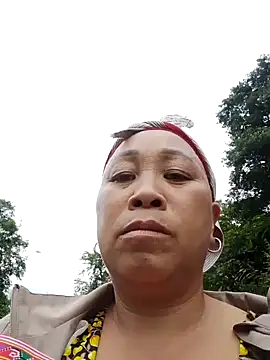 Mamapm20 online show from 10/16/25, 01:39