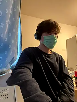 Imagerysin23 online show from 09/18/25, 04:42