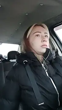 Reina Cummings online show from 12/15/25, 05:55