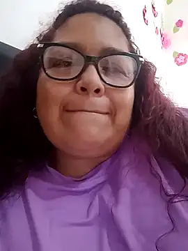 Snapshot of ladytropical1 chatting on 09/30/25, 01:38 ladytropical1 online show from 09/30/25, 01:38