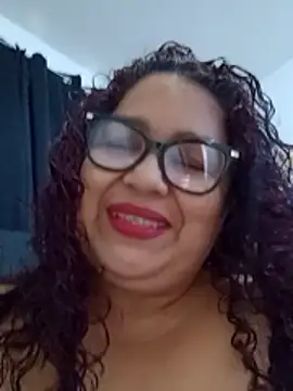 Snapshot of ladytropical1 chatting on 12/04/25, 03:21 ladytropical1 online show from 12/04/25, 03:21