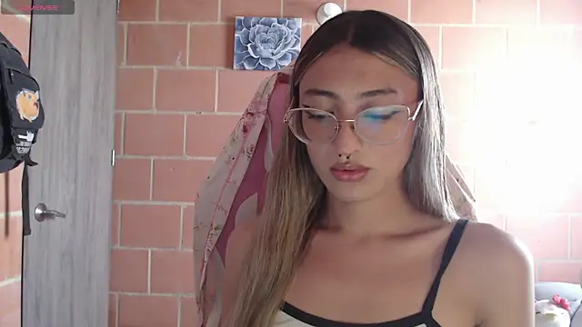 Andrea camilaaa online show from 09/21/25, 04:19