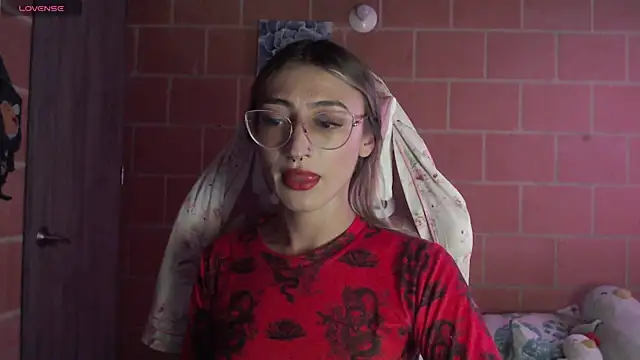 Andrea camilaaa online show from 10/30/25, 06:19