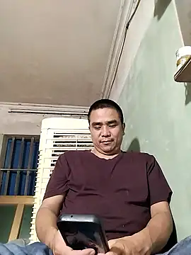 HoangNam20x online show from 10/31/25, 11:44