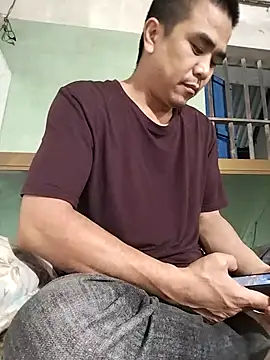 HoangNam20x online show from 11/05/25, 02:06