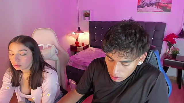 Yiing and yang online show from 09/19/25, 09:04