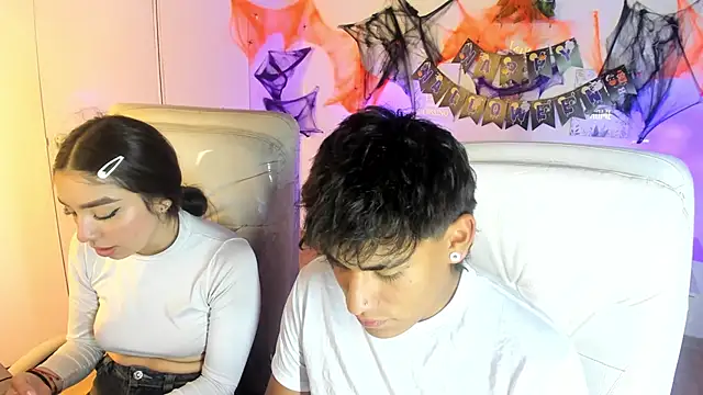 Yiing and yang online show from 10/17/25, 09:17