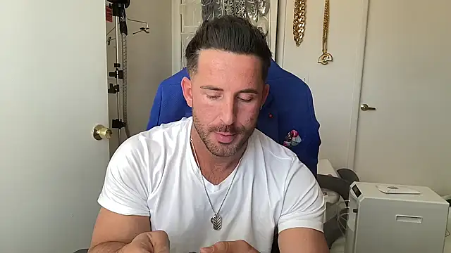 brettmycles28 online show from 06/29/26, 06:30