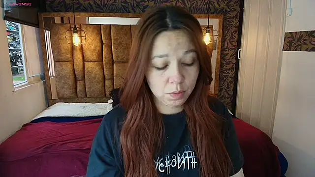 Isa Thompson   online show from 05/16/26, 11:42